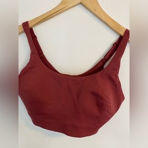 Never worn lululemon bra 8